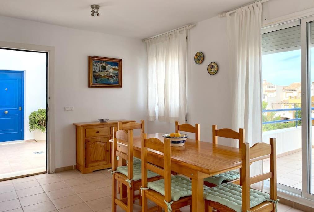 Atico Con Vistas Al Mar En Primera Linea De Playa Вера Екстериор снимка