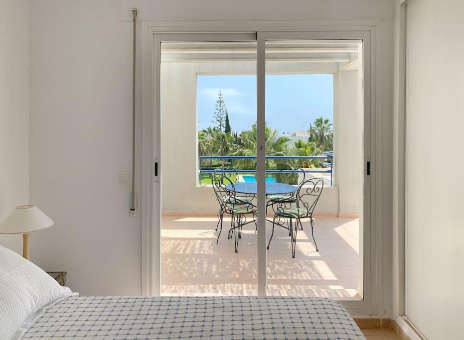 Atico Con Vistas Al Mar En Primera Linea De Playa Вера Екстериор снимка