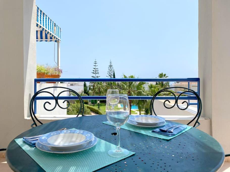 Atico Con Vistas Al Mar En Primera Linea De Playa Вера Екстериор снимка
